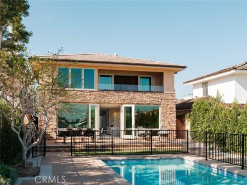 12 Harbor Island , Newport Beach, CA