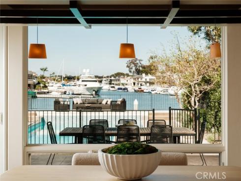 12 Harbor Island , Newport Beach, CA