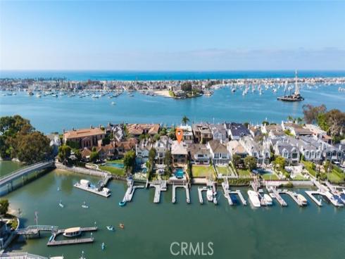 12 Harbor Island , Newport Beach, CA