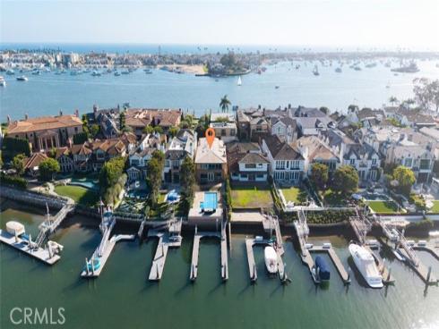 12 Harbor Island , Newport Beach, CA
