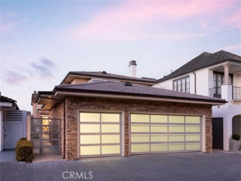 12 Harbor Island , Newport Beach, CA
