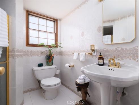 1444 W Bay , Newport Beach, CA