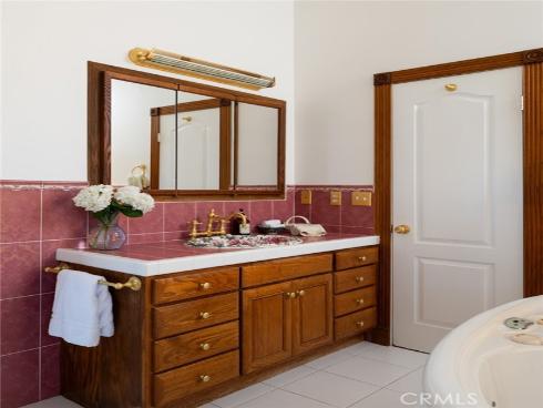 1444 W Bay , Newport Beach, CA