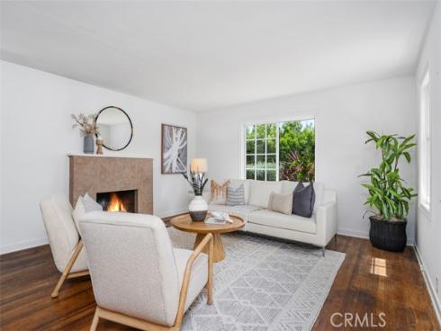 421  Catalina  , Newport Beach, CA