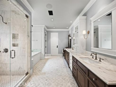 7 Oakmont Lane, Newport Beach, CA