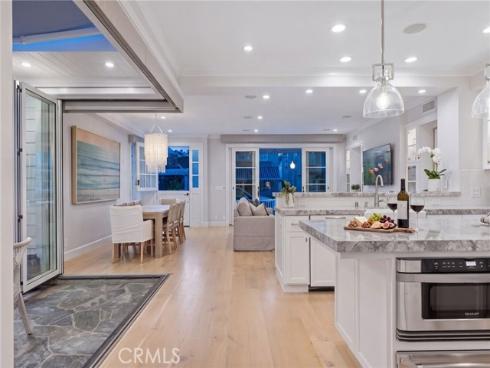 118  Sapphire  , Newport Beach, CA