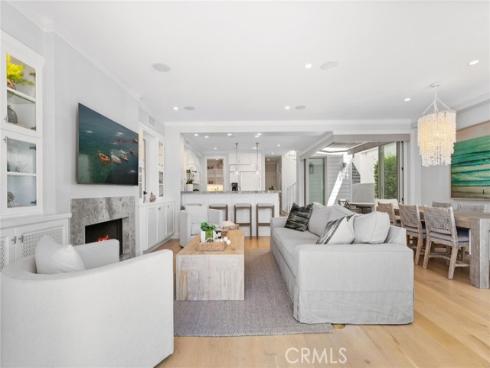 118  Sapphire  , Newport Beach, CA