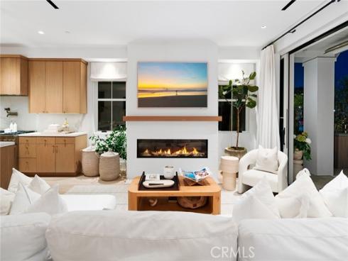 1416 E Balboa Boulevard, Newport Beach, CA