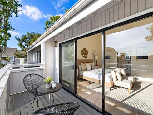 14 Robon Court, Newport Beach, CA
