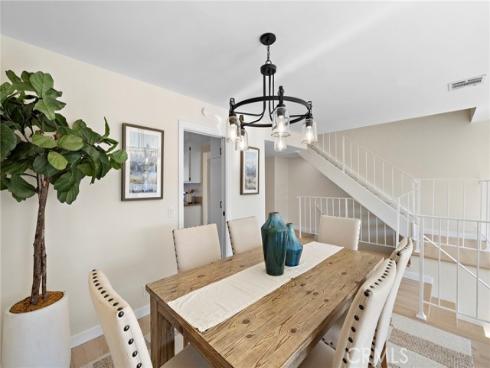 14 Robon Court, Newport Beach, CA