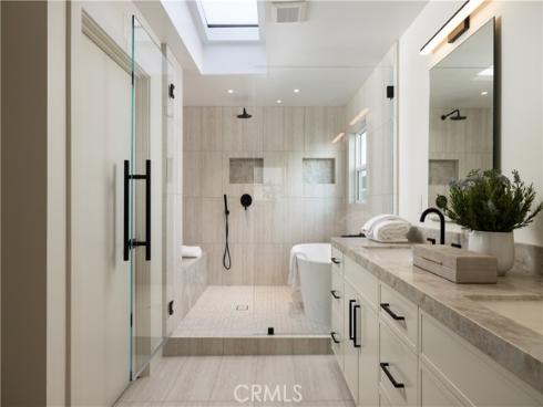 221 Abalone , Newport Beach, CA
