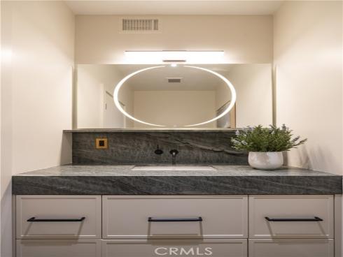 221 Abalone , Newport Beach, CA