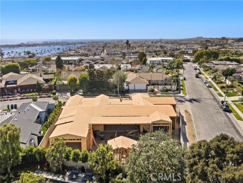 1900  Altura   Drive, Newport Beach, CA