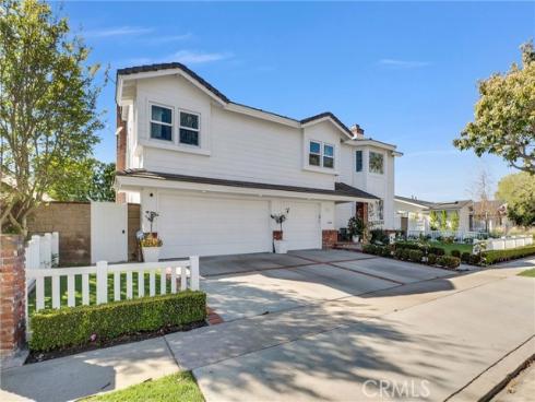 1915  Leeward  , Newport Beach, CA