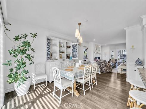 1915  Leeward  , Newport Beach, CA