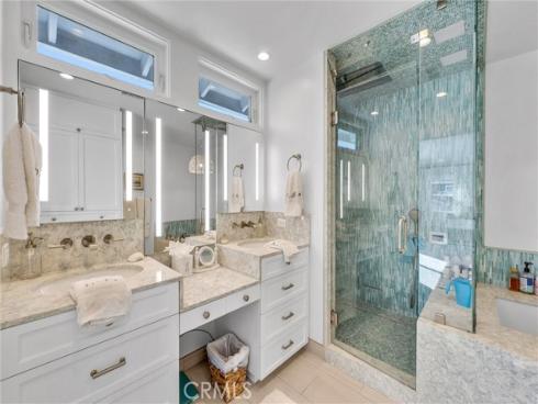1915  Leeward  , Newport Beach, CA