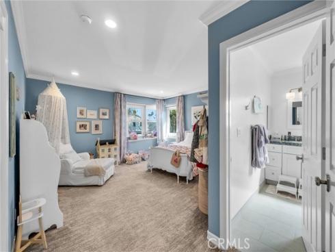 1915  Leeward  , Newport Beach, CA