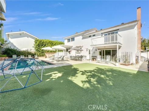 1915  Leeward  , Newport Beach, CA