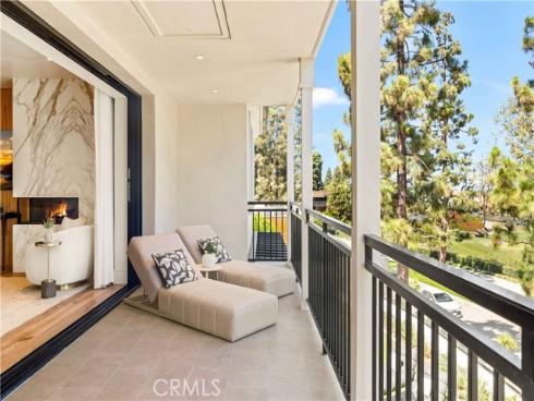 6 Pinehurst Ln , Newport Beach, CA