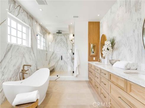 6 Pinehurst Ln , Newport Beach, CA