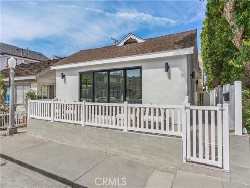 121 Marine Avenue, Newport Beach, CA