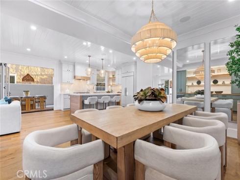 327 Amethyst , Newport Beach, CA
