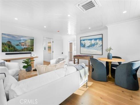 327 Amethyst , Newport Beach, CA