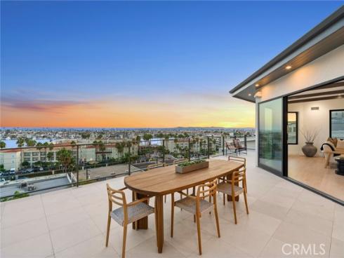 1021  Kings   Road, Newport Beach, CA