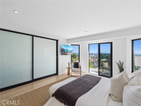 1021  Kings   Road, Newport Beach, CA