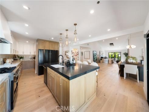2436 Holiday , Newport Beach, CA