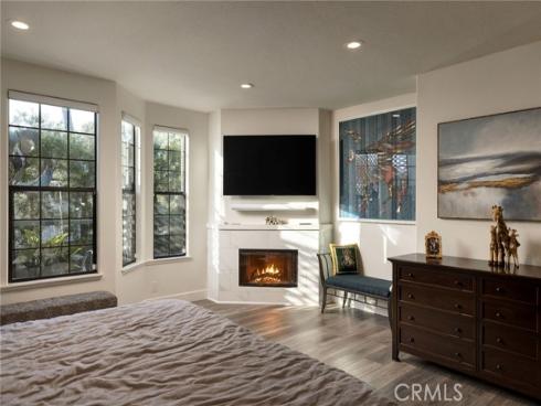 51 Seabrook Cove , Newport Beach, CA