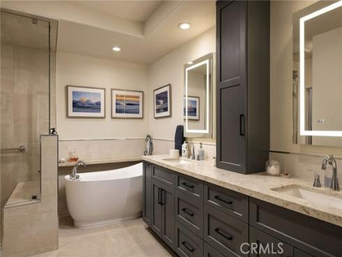 51 Seabrook Cove , Newport Beach, CA