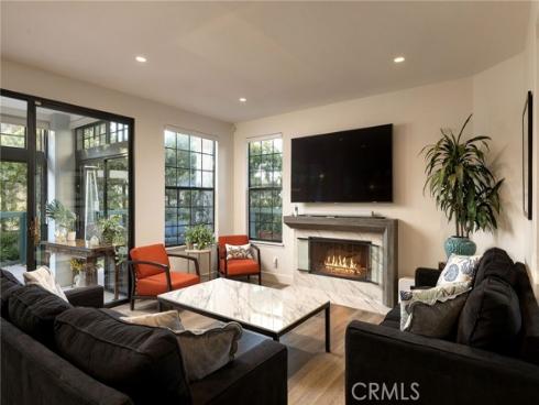 51 Seabrook Cove , Newport Beach, CA
