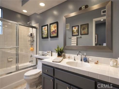 51 Seabrook Cove , Newport Beach, CA