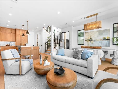117 E Bay , Newport Beach, CA