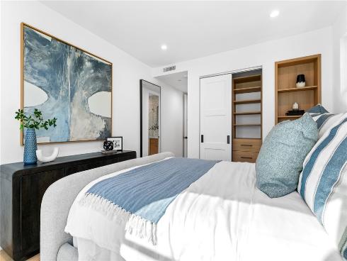 117 E Bay , Newport Beach, CA