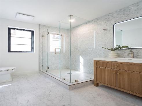 117 E Bay , Newport Beach, CA