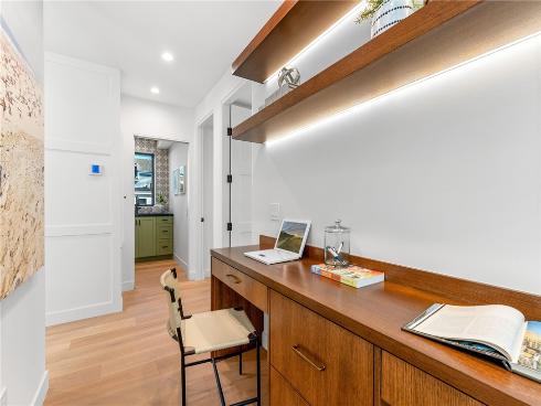 117 E Bay , Newport Beach, CA
