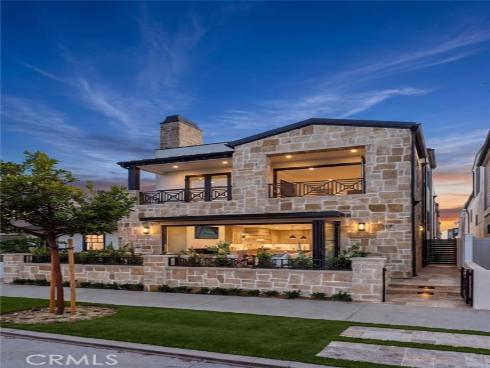 117 E Bay , Newport Beach, CA