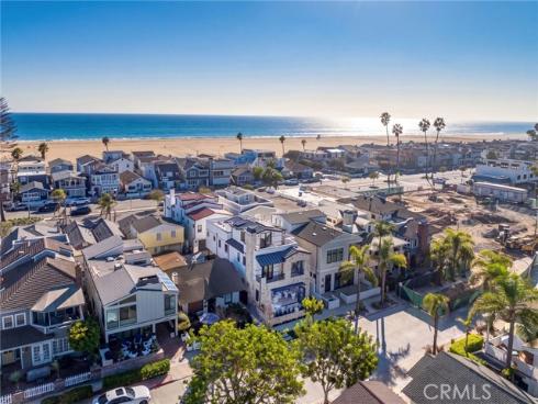 117 E Bay  , Newport Beach, CA
