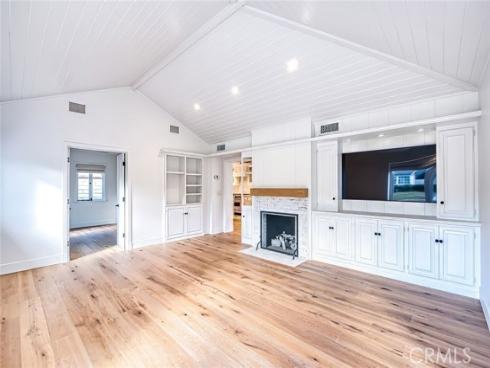 51  Beacon  , Newport Beach, CA