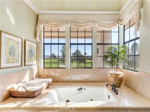 34  Ocean Vista  , Newport Beach, CA
