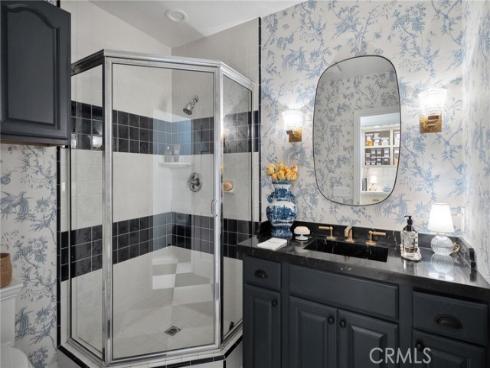 209 Diamond Avenue, Newport Beach, CA