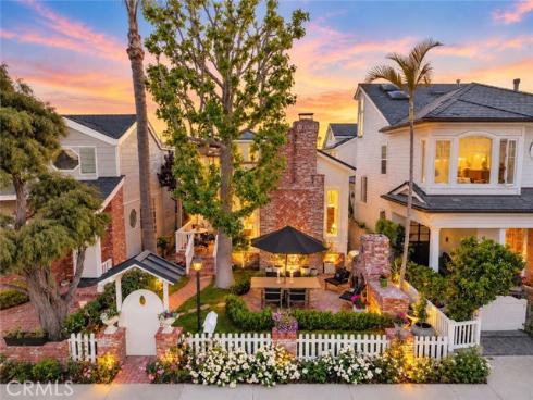 209  Diamond   Avenue, Newport Beach, CA