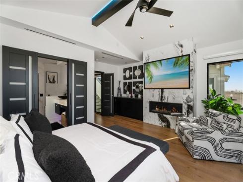 1904 W Oceanfront , Newport Beach, CA
