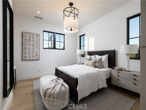 20141  Spruce  , Newport Beach, CA