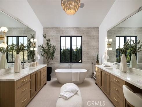 20141  Spruce  , Newport Beach, CA