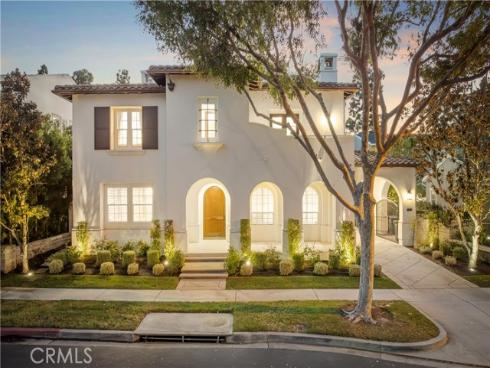 15 Boardwalk , Newport Beach, CA