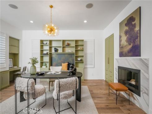 15 Boardwalk , Newport Beach, CA