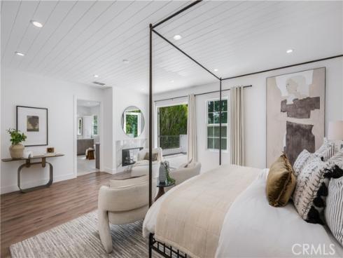15 Boardwalk , Newport Beach, CA